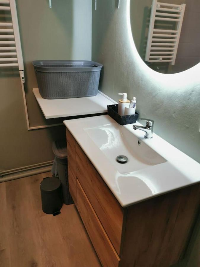 Apartment Joli En Baroeul Proche Lille *